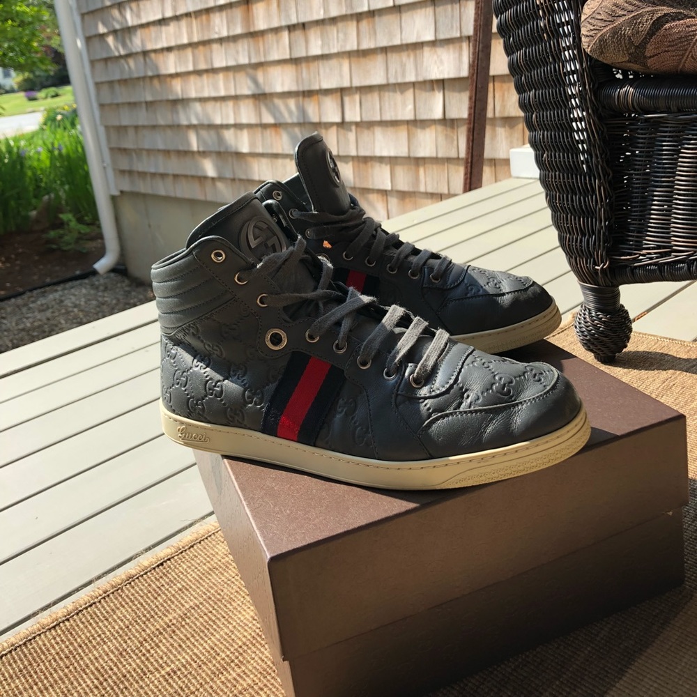 Men’s Gucci hightop sneakers Sz 11